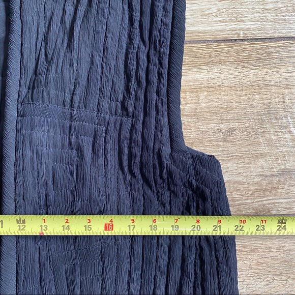 Kiss of the Wolf Quilt Silk Vest Sz M Art To Wear - Picture 13 of 13